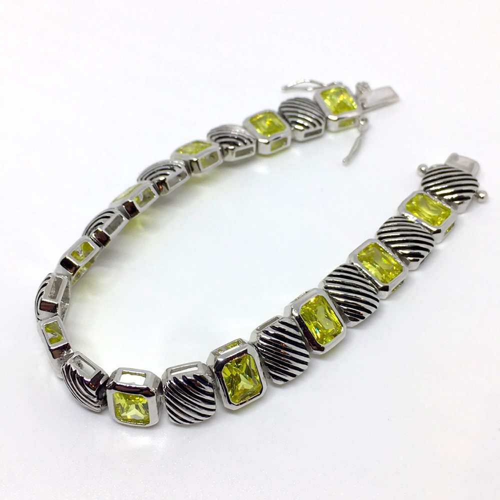 Costume Silver and Yellow Bracelet, 7 1/2”
